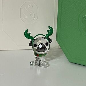 Brand New Swarovski Holiday Cheers Pug
